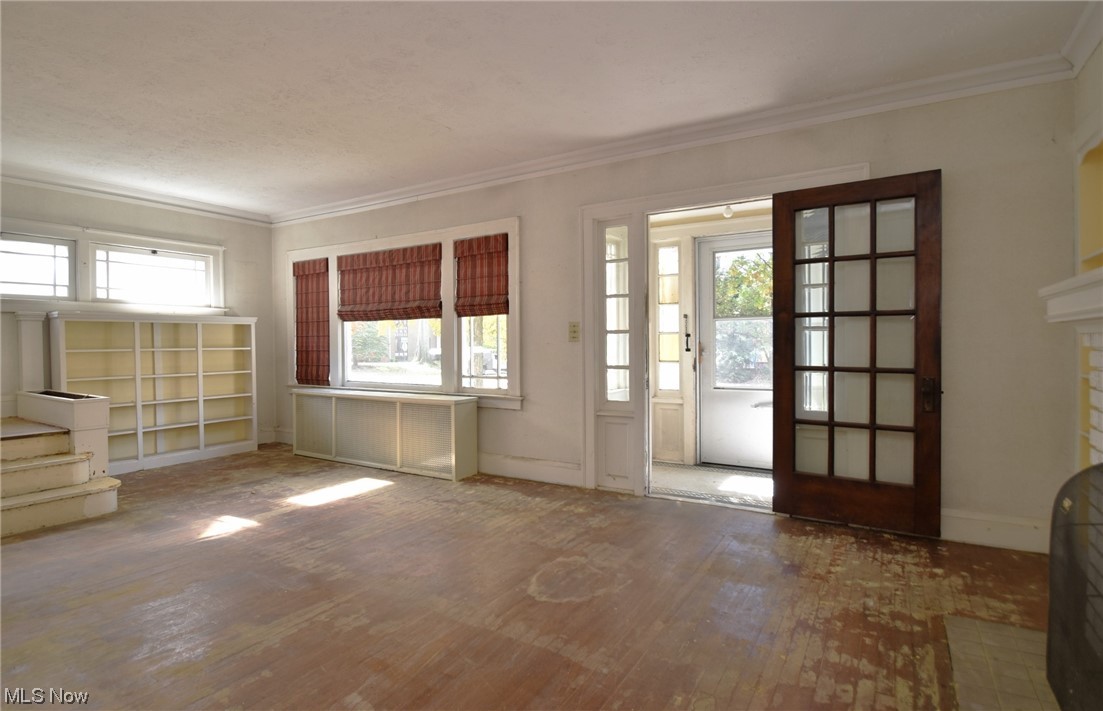2227 Westminster Road Cleveland, OH 44118 - Photo 4 of 29 Gallery Image 4