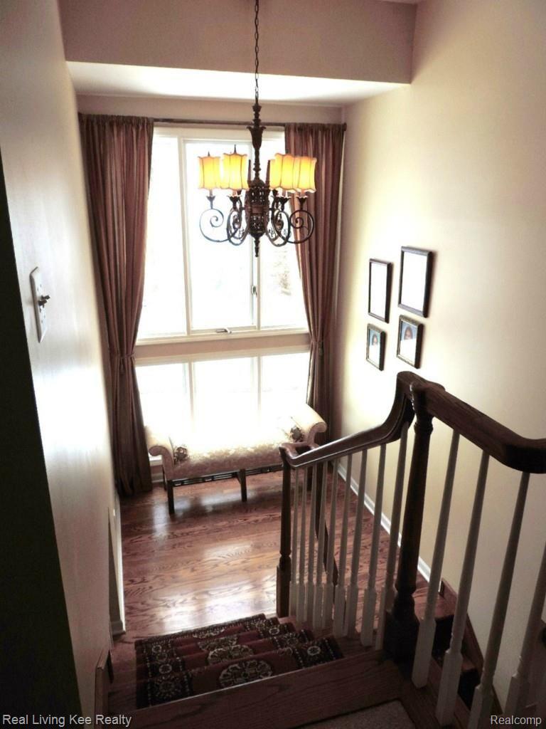 4715 Forest Ridge Court Rochester, MI 48306 - Photo 19 of 43 stairway.jpg