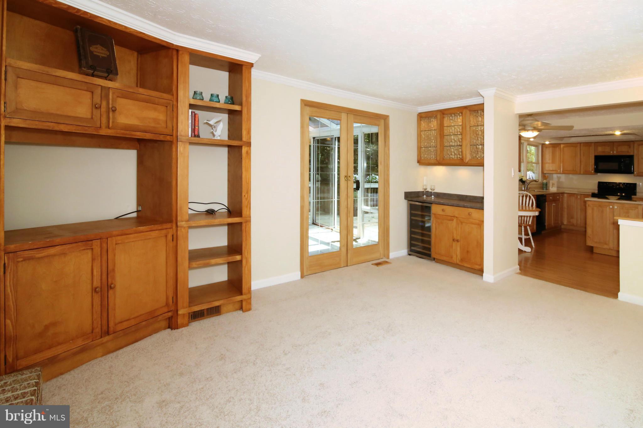 7575 Vogels Way Springfield, VA 22153 - Photo 9 of 30 an empty room with windows