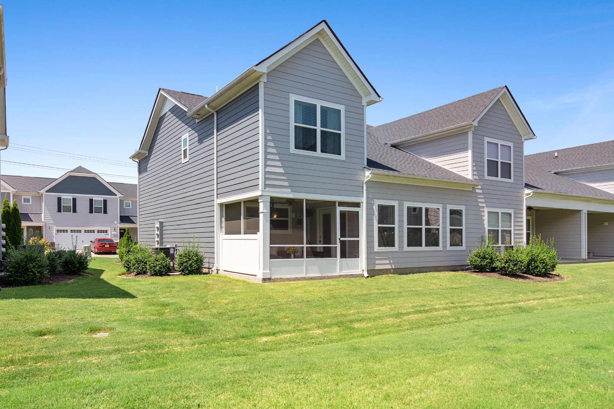 1626 Calcutta Drive Murfreesboro, TN 37128 - Photo 30 of 35 a front view of a house with garden