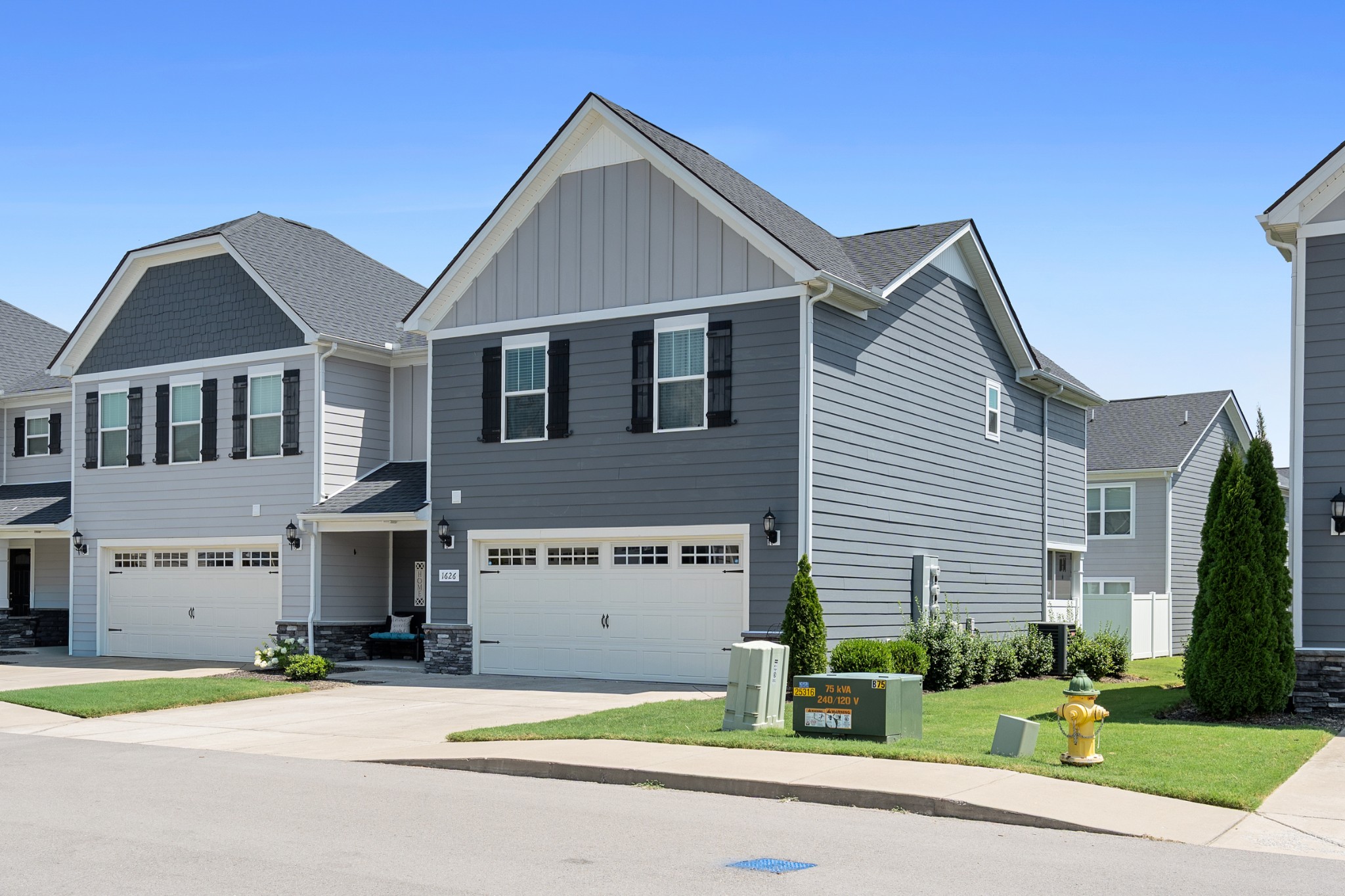 1626 Calcutta Drive Murfreesboro, TN 37128 - Photo 3 of 35 a front view of a house with a yard and garage