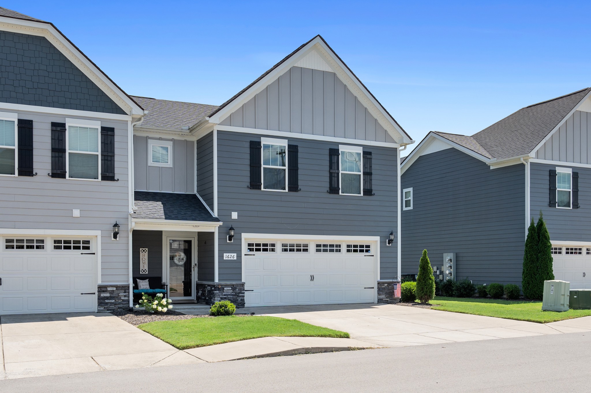 1626 Calcutta Drive Murfreesboro, TN 37128 - Photo 4 of 35 a view of a house with a yard and plants