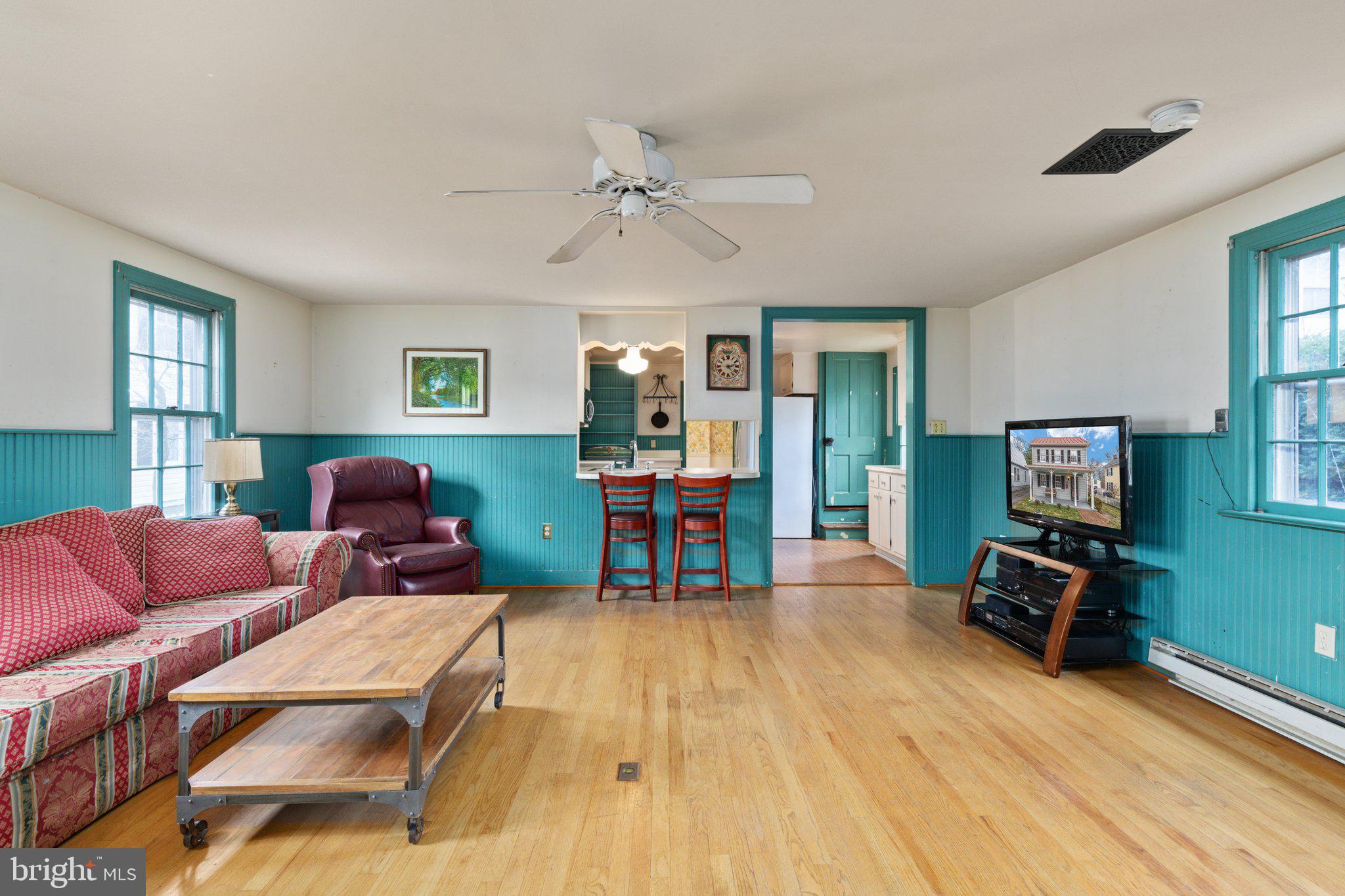 422 South King Street Leesburg, VA 20175 - Photo 13 of 72