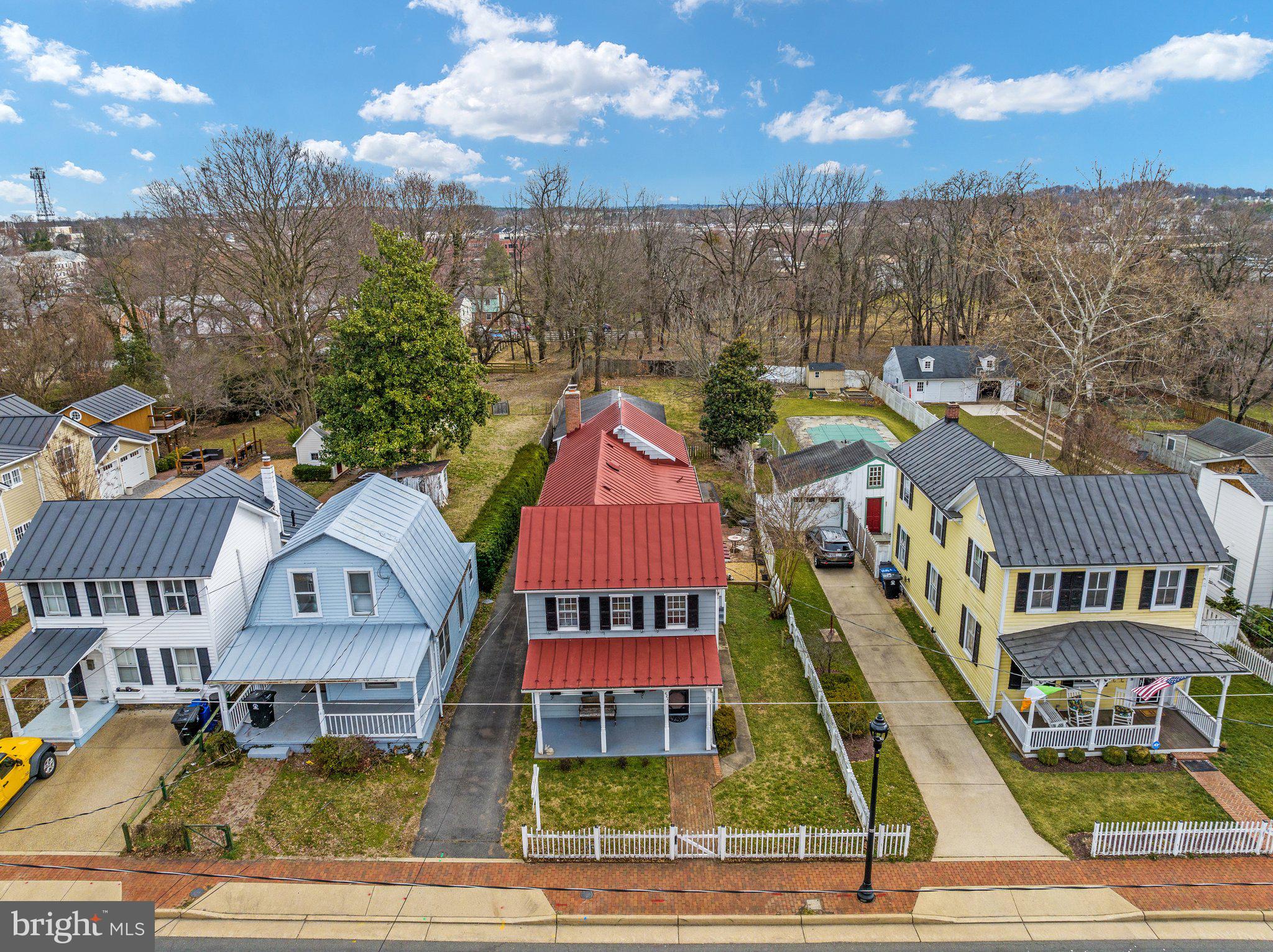 422 South King Street Leesburg, VA 20175 - Photo 35 of 72