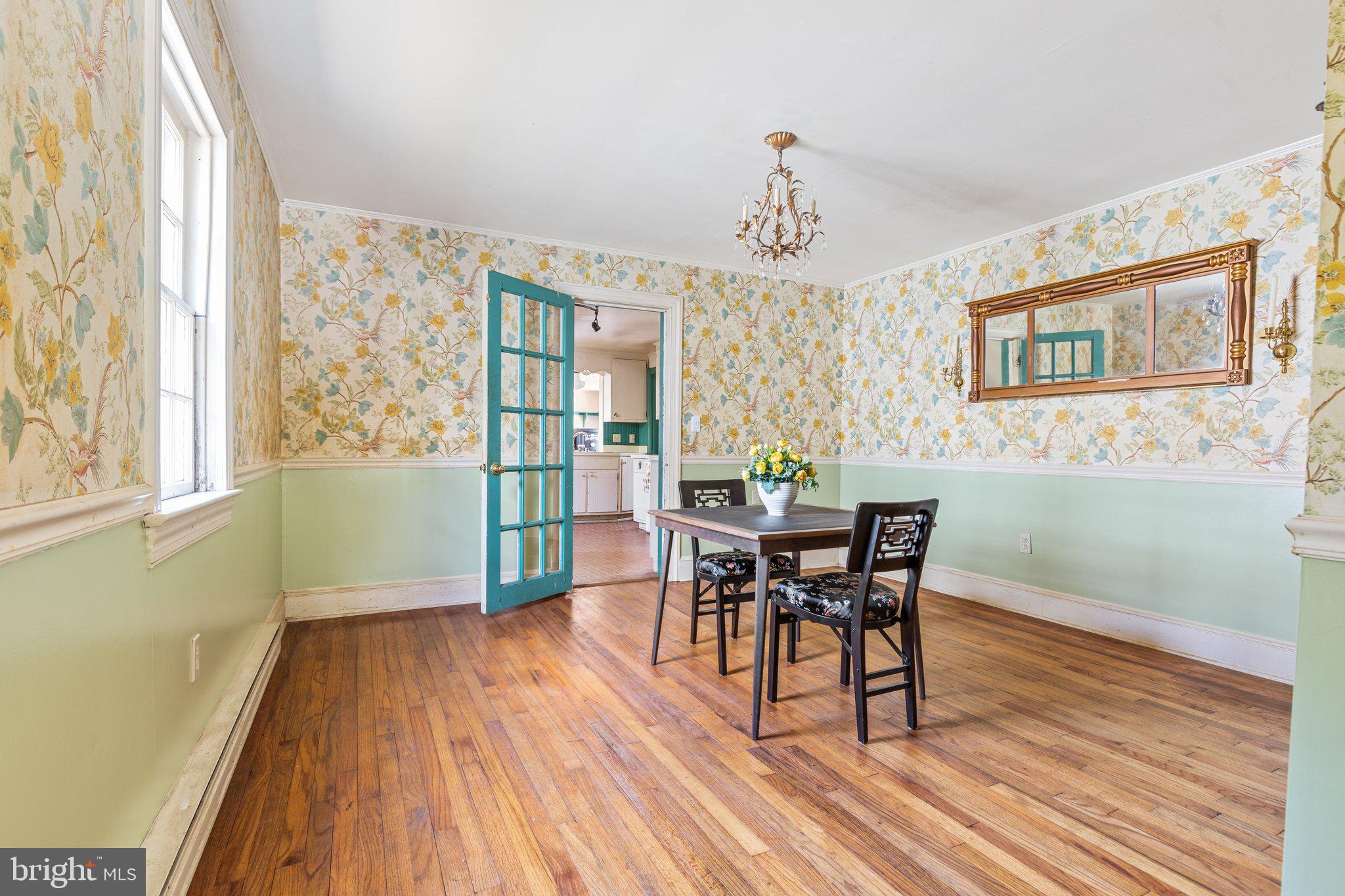 422 South King Street Leesburg, VA 20175 - Photo 5 of 72