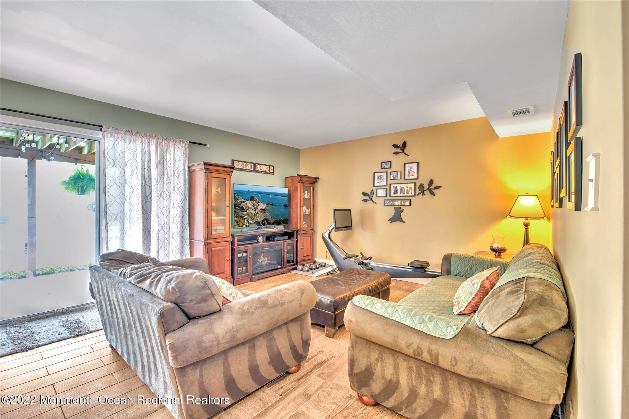 21 Bronia Street Howell, NJ 07731 - Photo 26 of 46 25-LOWER LEVEL