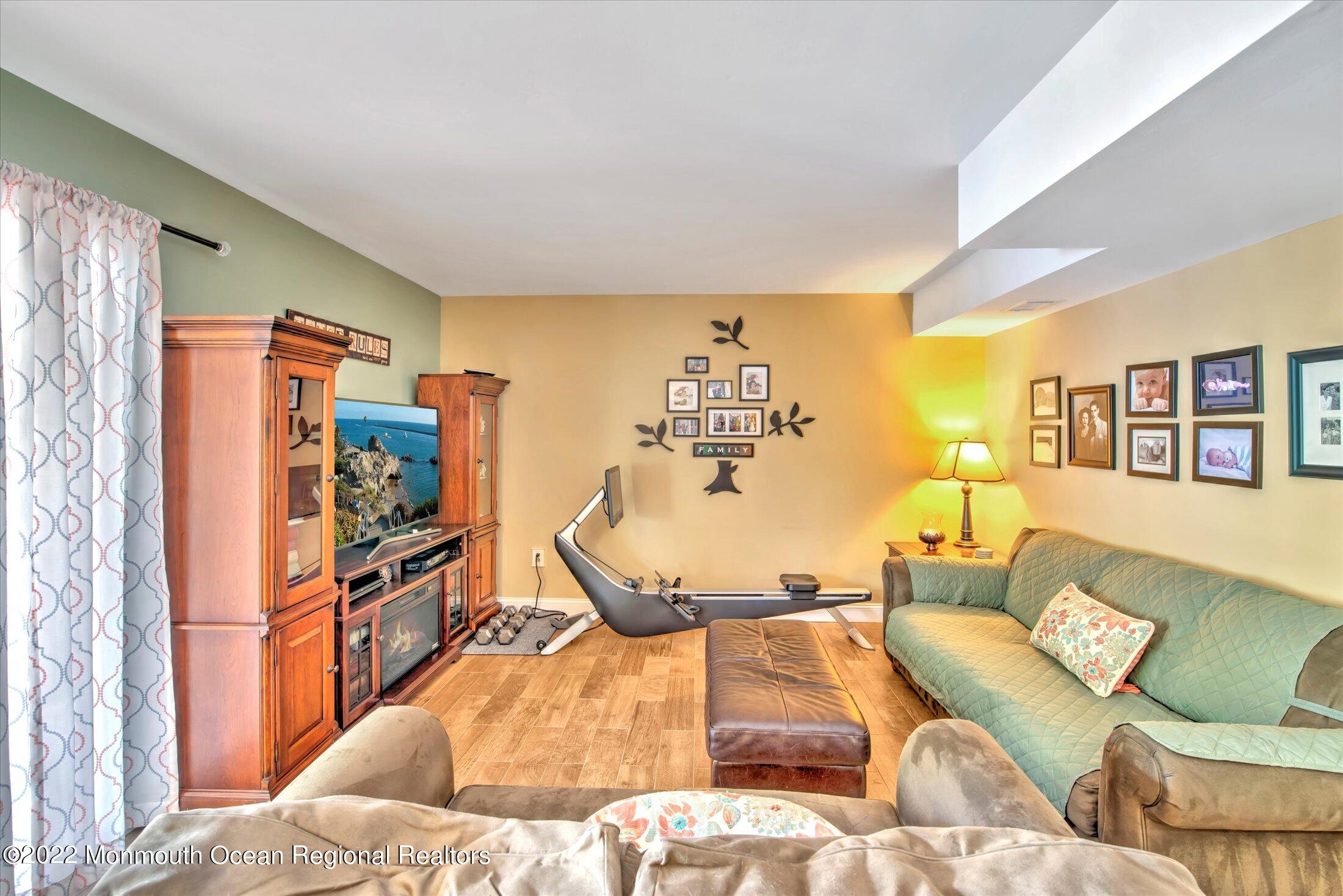 21 Bronia Street Howell, NJ 07731 - Photo 27 of 46 26-LOWER LEVEL