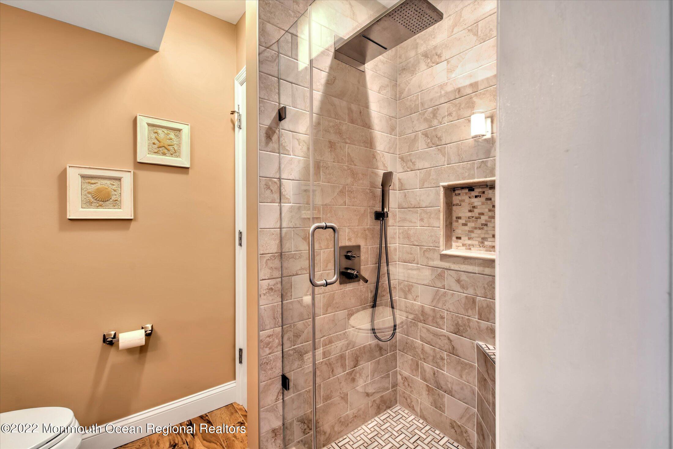 21 Bronia Street Howell, NJ 07731 - Photo 35 of 46 34-LOWER LEVEL BATHROOM
