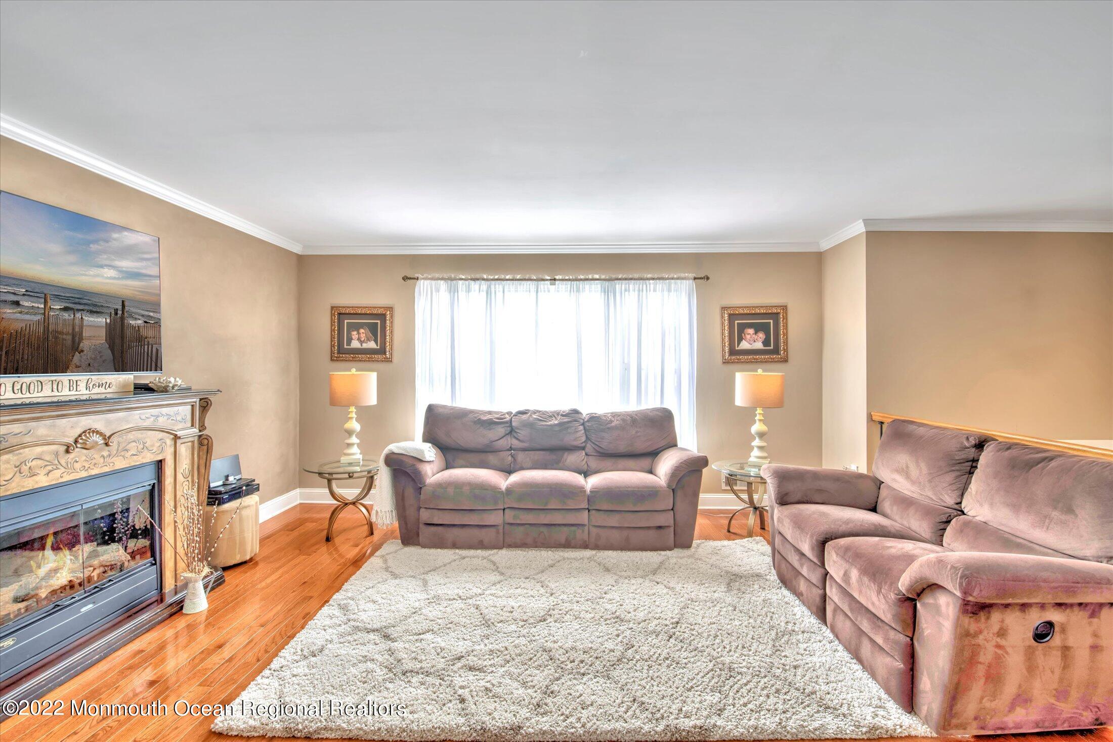 21 Bronia Street Howell, NJ 07731 - Photo 10 of 46 09-LIVING ROOM