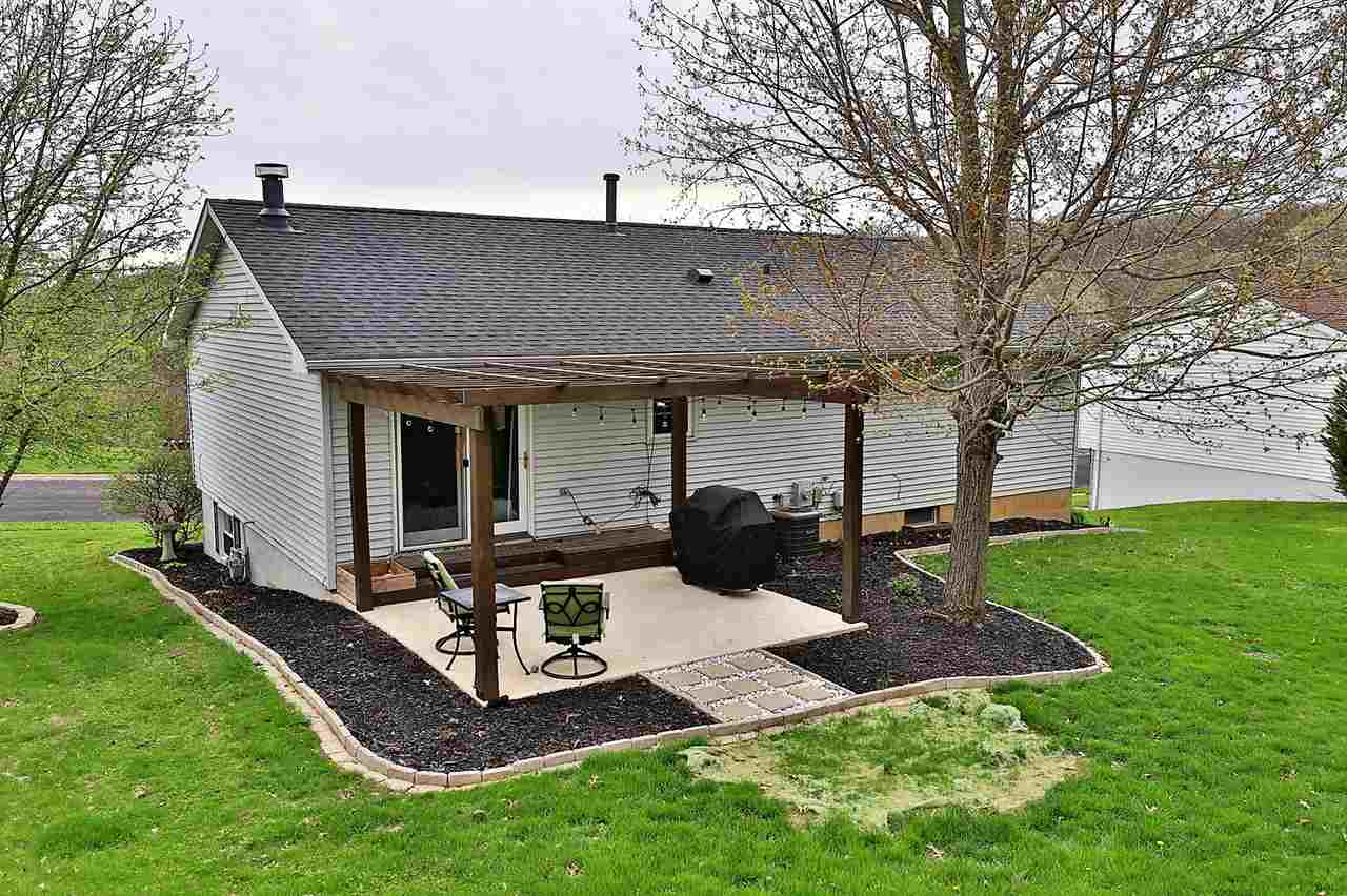 6003 West Ridgecrest Circle Peoria, IL 61615 - Photo 4 of 36 Gallery Image 4