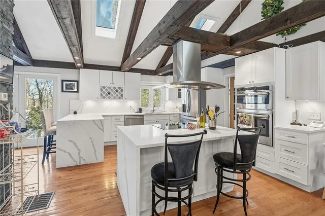 $749,000 | 10 Blue Mist Drive, Lincoln, RI 02838