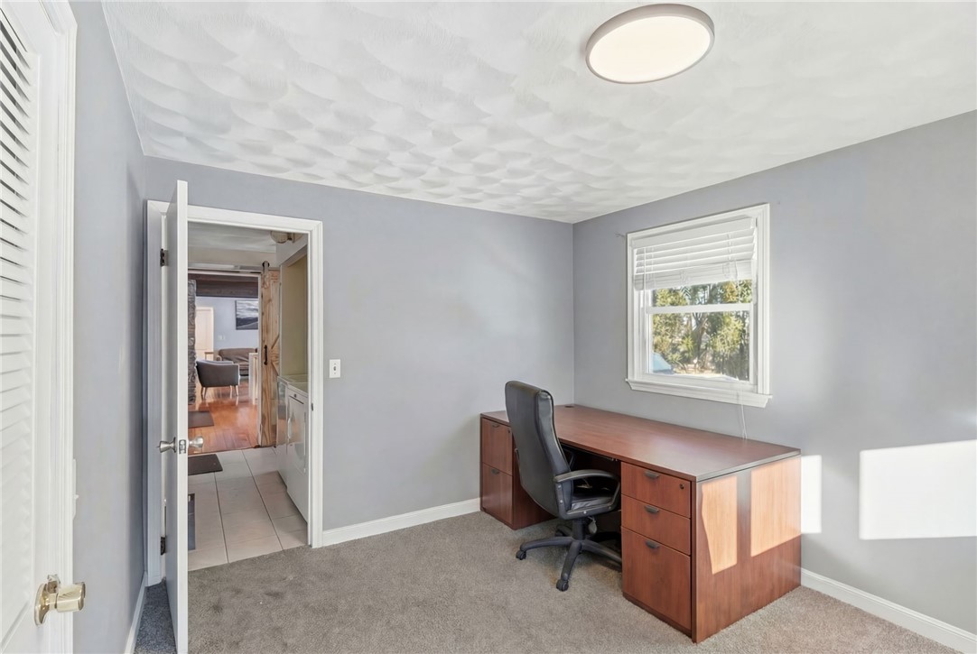 10 Blue Mist Drive Lincoln, RI 02838 - Photo 33 of 47