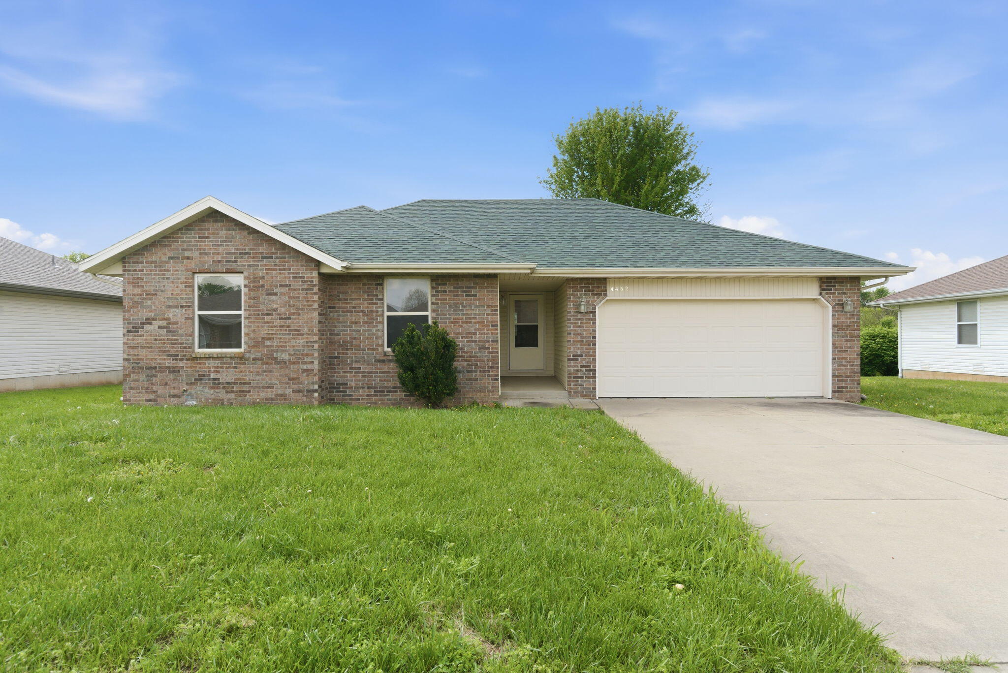 4432 West Huckleberry Street Springfield, MO 65802 - Photo 1 of 43 2-web-or-mls-_DSC0740
