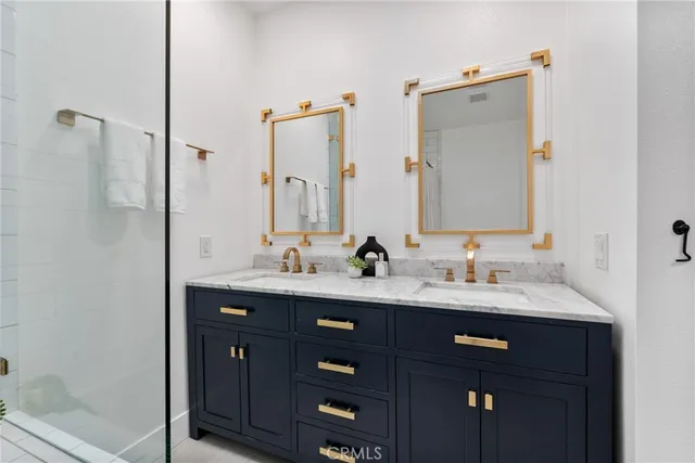 $10,500 | 3000 Country Club Drive, Costa Mesa, CA 92626