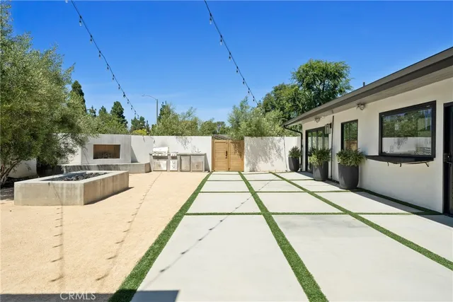 $10,500 | 3000 Country Club Drive, Costa Mesa, CA 92626