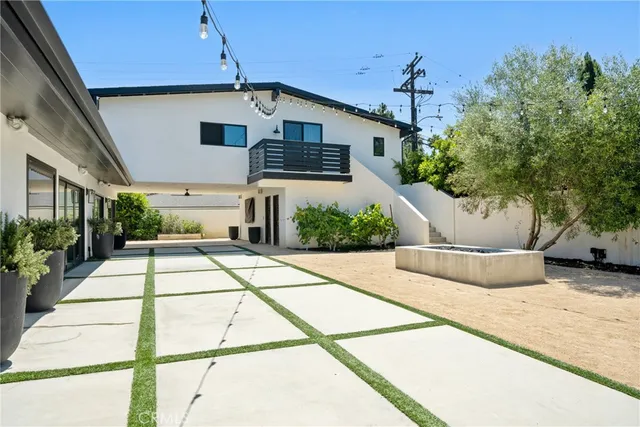 $10,500 | 3000 Country Club Drive, Costa Mesa, CA 92626