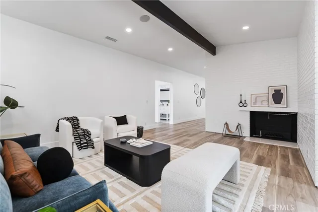 $10,500 | 3000 Country Club Drive, Costa Mesa, CA 92626