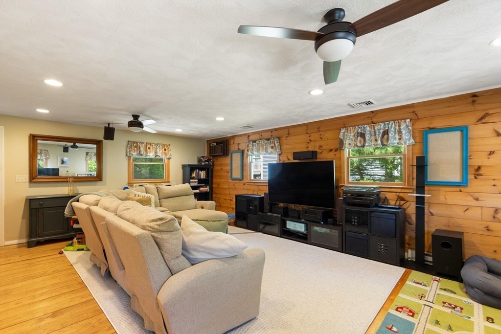 94 Judge Road Lynn, MA 01904 - Photo 12 of 37