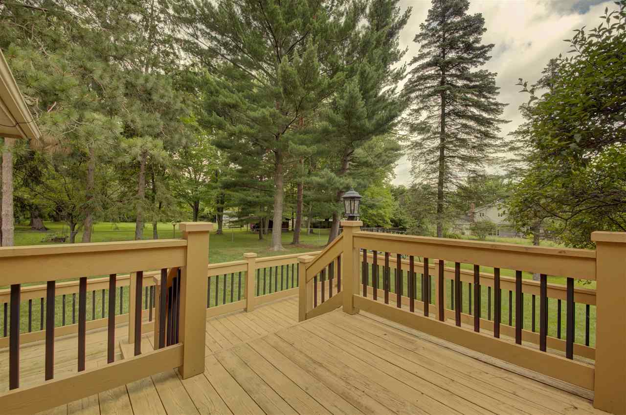 721 East River Road Flushing, MI 48433 - Photo 14 of 62