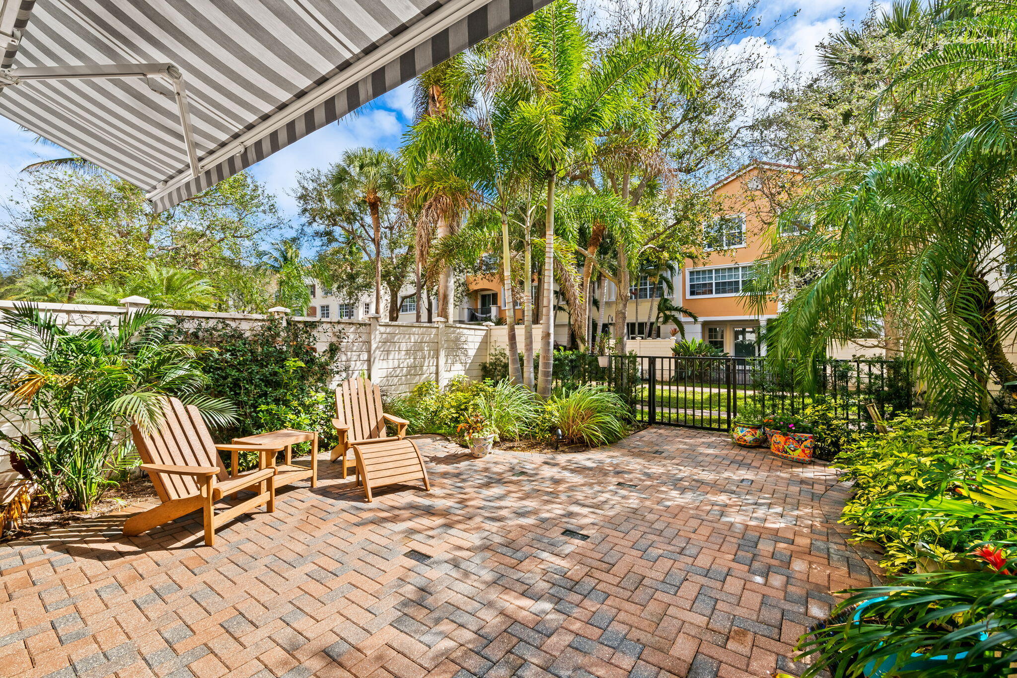 5580 Northeast Trieste Terrace Boca Raton, FL 33487 - Photo 25 of 33 Backyard