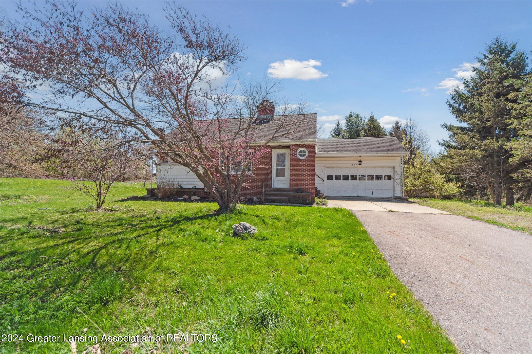 4571 West Barnes Road Mason, MI 48854 - Photo 1 of 31 03-4571-W-Barnes-Rd-Mason-MI-48854-Windo
