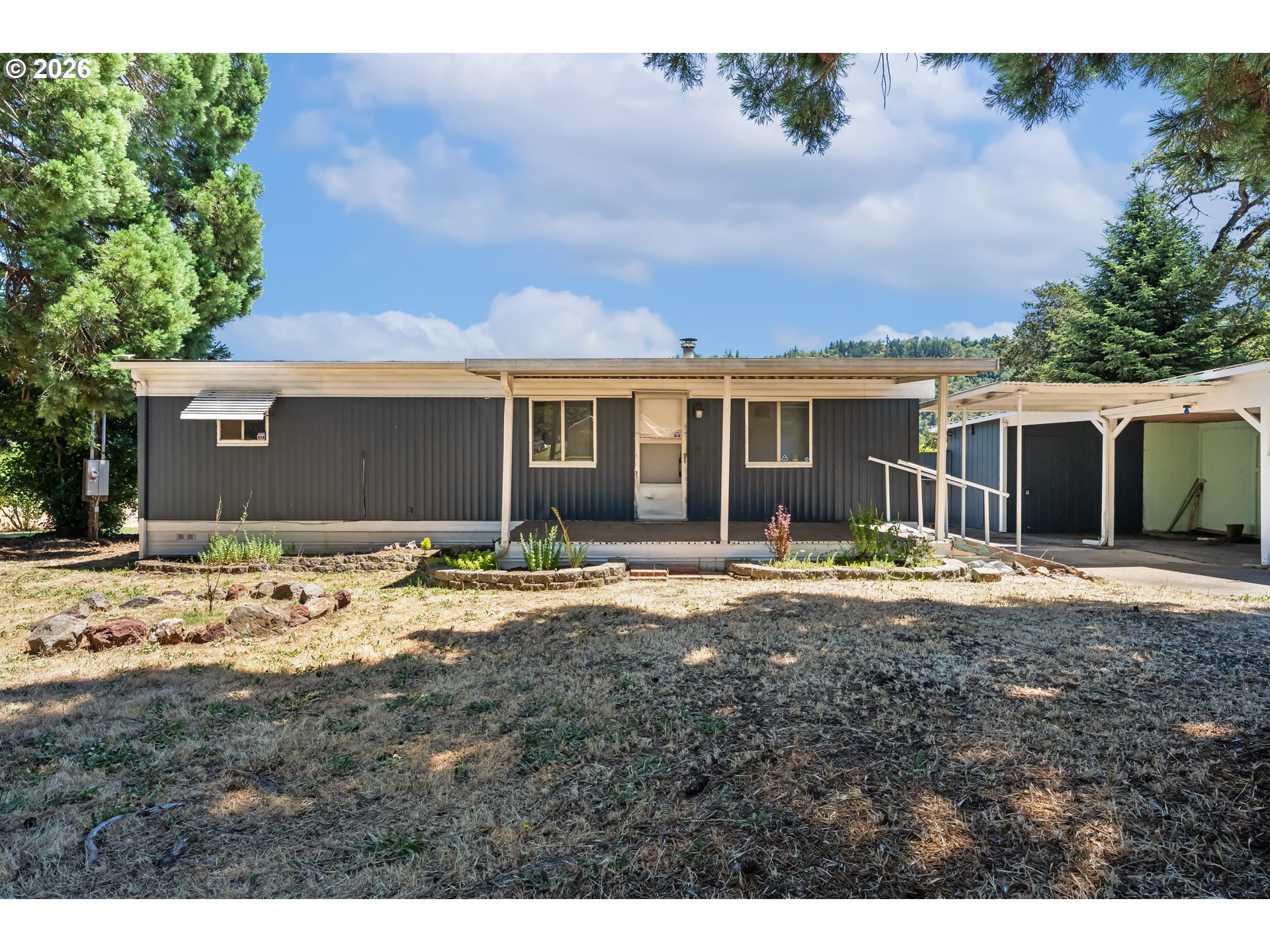 600 Southeast Edgewood Street Winston, OR 97496 - Photo 2 of 41