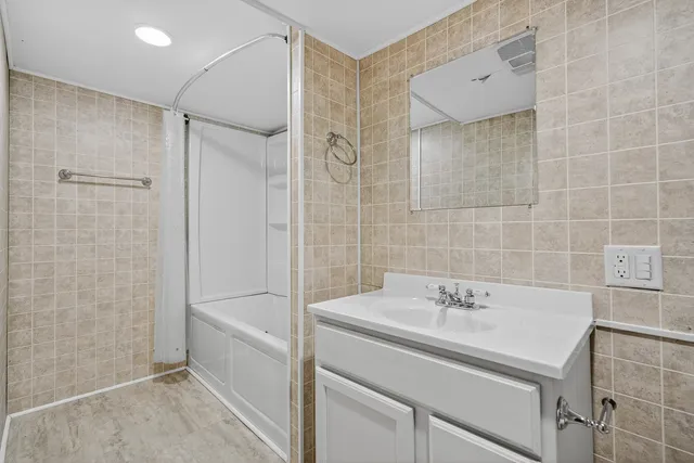 $322,000 | 288 North Lincoln Avenue, Mundelein, IL 60060