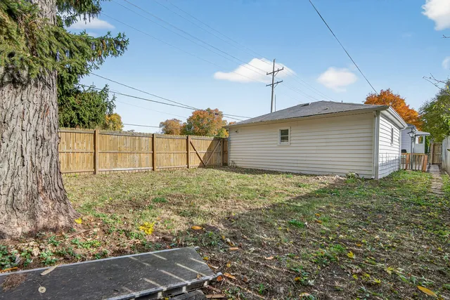 $322,000 | 288 North Lincoln Avenue, Mundelein, IL 60060