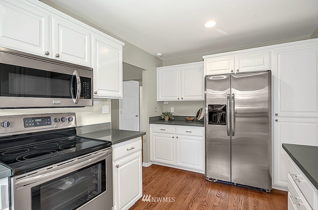 17355 Southeast 134th Street Renton, WA 98059 - Photo 6 of 17