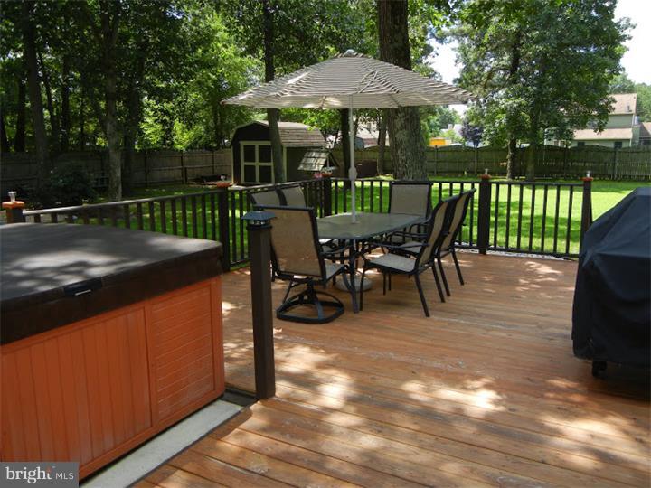 851 Anthony Road Atco, NJ 08004 - Photo 22 of 25 Deck