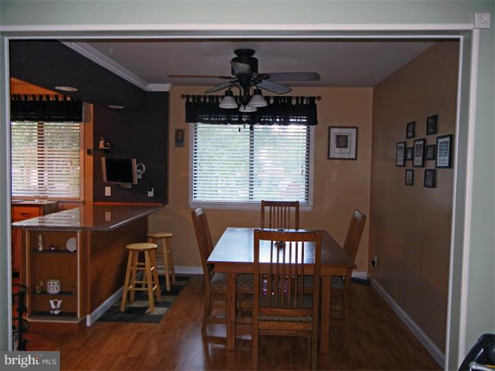 851 Anthony Road Atco, NJ 08004 - Photo 7 of 25 Dining Room