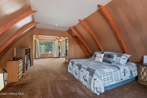 $999,000 | 762 Reeder Bay Road, Nordman, ID 83848