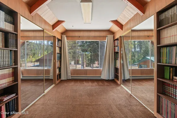 $999,000 | 762 Reeder Bay Road, Nordman, ID 83848