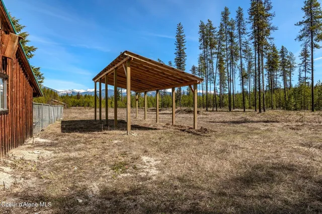 $999,000 | 762 Reeder Bay Road, Nordman, ID 83848