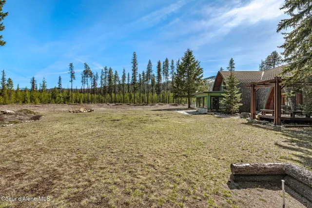 $999,000 | 762 Reeder Bay Road, Nordman, ID 83848