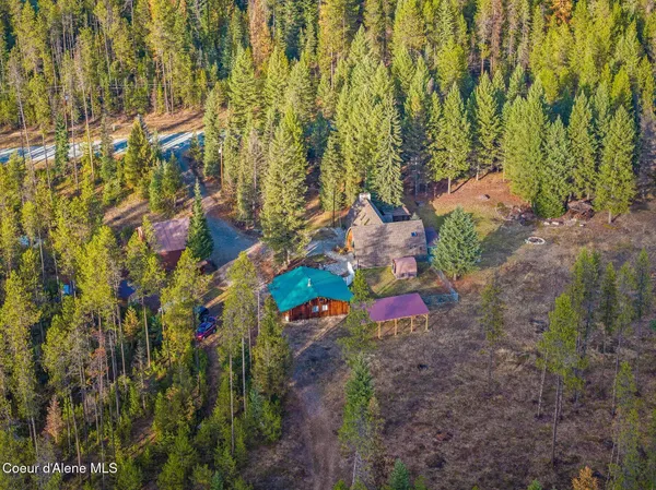 $999,000 | 762 Reeder Bay Road, Nordman, ID 83848