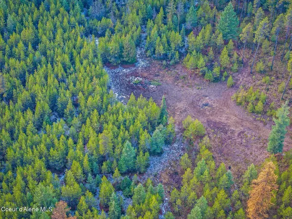 $999,000 | 762 Reeder Bay Road, Nordman, ID 83848