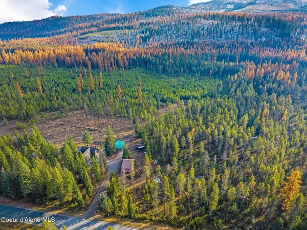 $999,000 | 762 Reeder Bay Road, Nordman, ID 83848