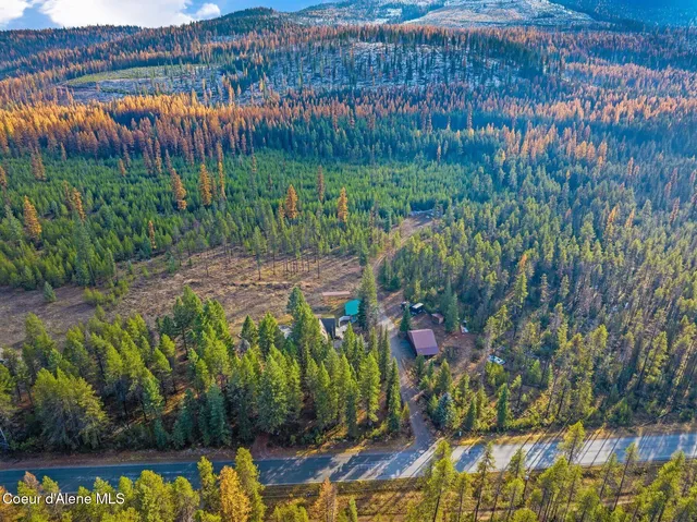 $999,000 | 762 Reeder Bay Road, Nordman, ID 83848