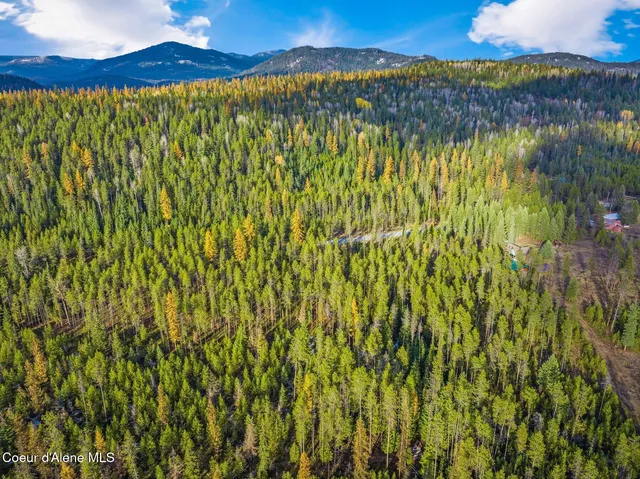 $999,000 | 762 Reeder Bay Road, Nordman, ID 83848