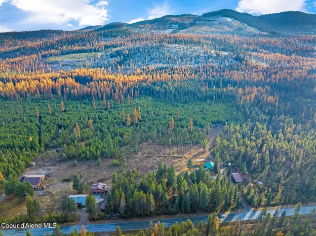 $999,000 | 762 Reeder Bay Road, Nordman, ID 83848