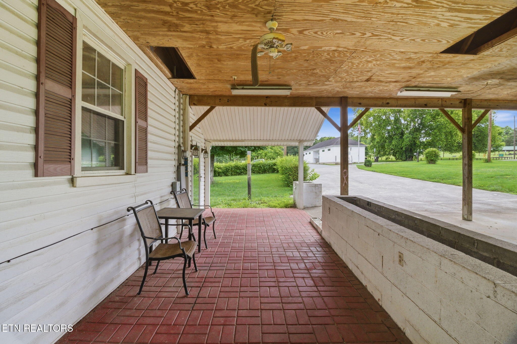 9320 Mascot Road Mascot, TN 37806 - Photo 34 of 52