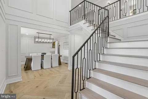 $2,295,000 | 2577 Wayland Road, Berwyn, PA 19312