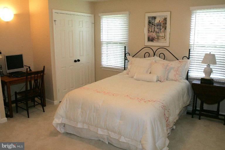 15209 Middlegate Road Silver Spring, MD 20905 - Photo 15 of 30 Bedroom #2