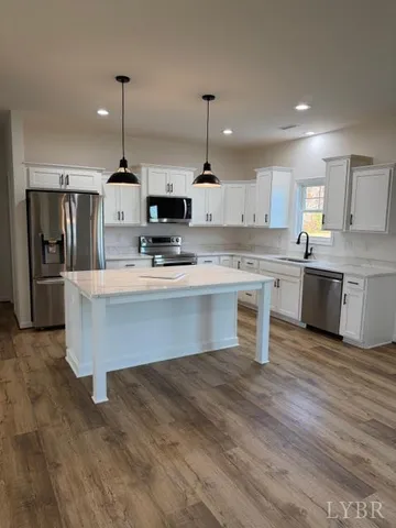 $319,900 | 677 Piney Mountain Road, Appomattox, VA 24522