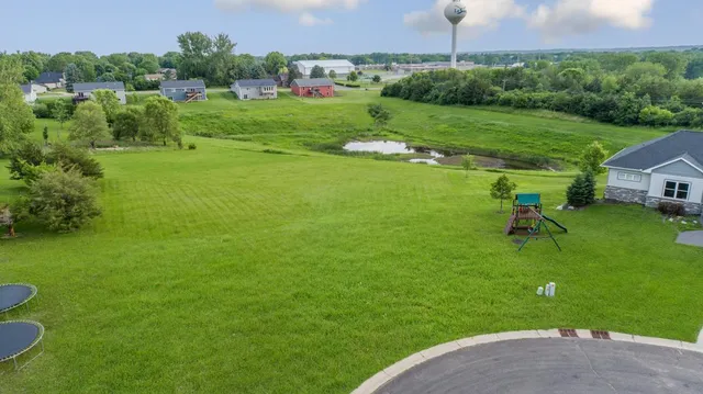 $69,900 | 104 Spruce Court, Le Sueur, MN 56058