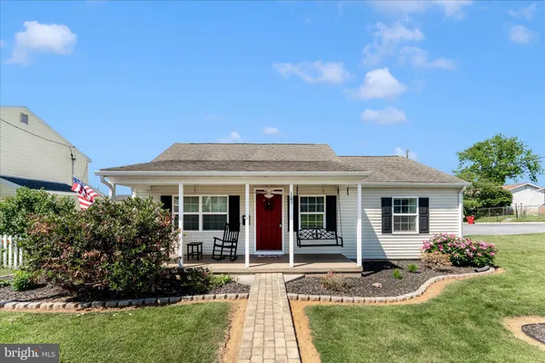 $285,000 | 105 North Preston Street, Ranson, WV 25438