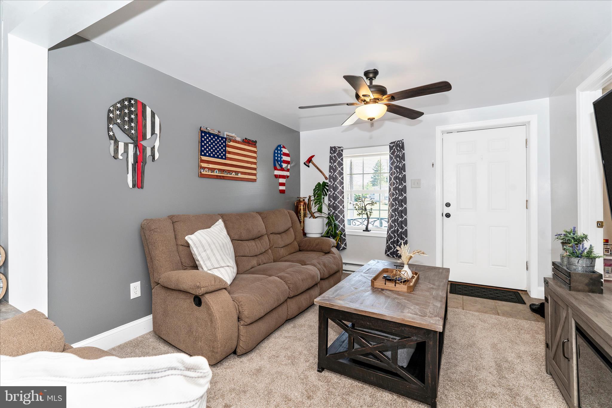 105 North Preston Street Ranson, WV 25438 - Photo 6 of 51 Living Room