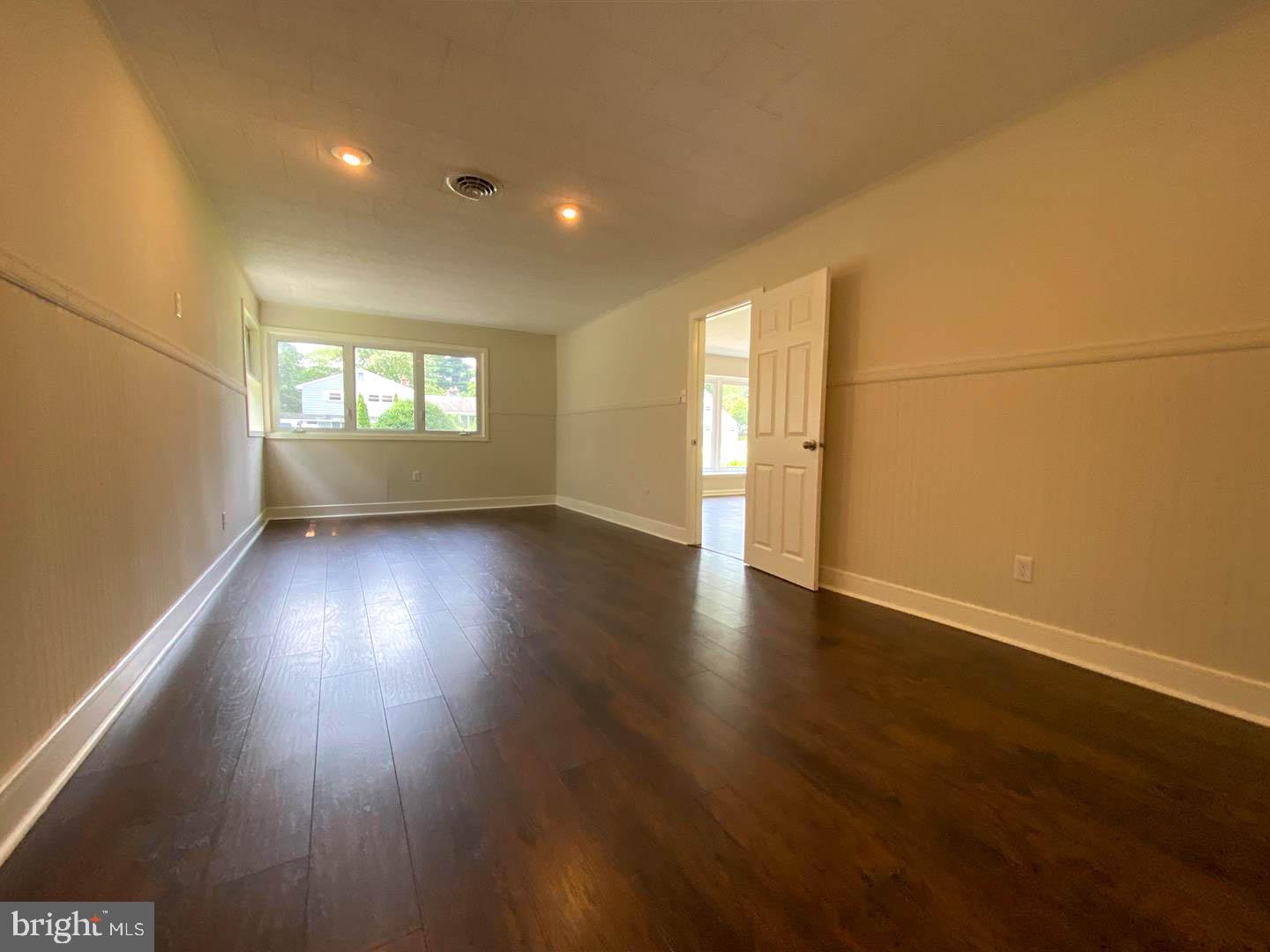 307 Bok Road Wyncote, PA 19095 - Photo 15 of 28 Gallery Image 15
