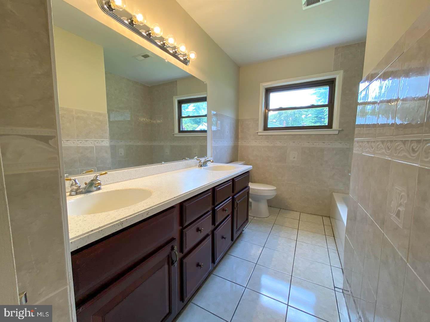 307 Bok Road Wyncote, PA 19095 - Photo 16 of 28 Gallery Image 16